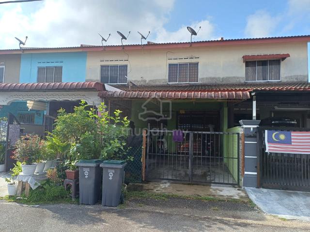 Simpang renggam double storey terrace 1