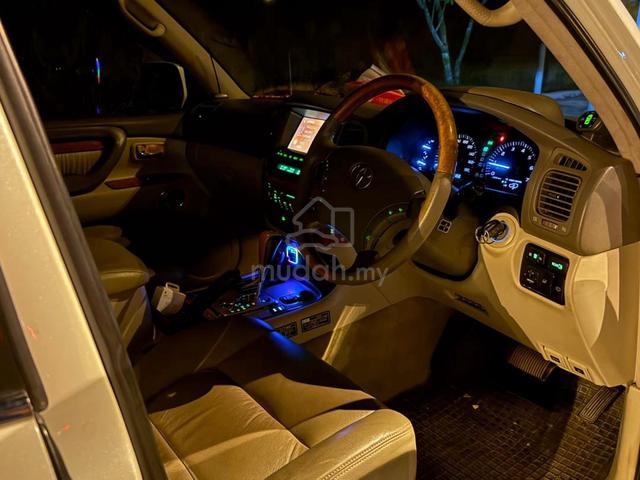 2003 Toyota Land Cruiser Cygnus 5 Speed Auto - 3