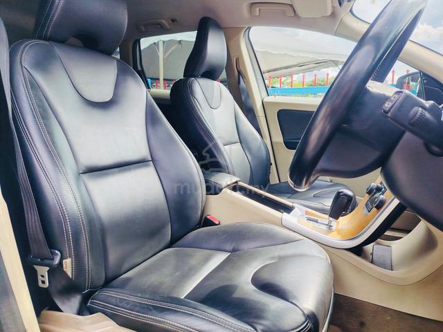2011 Volvo XC60 2.0 T5 (A) CONDITION CANTIK MURAH - 5