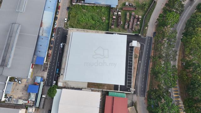 Warehouse with office units for rent in commercial area 1