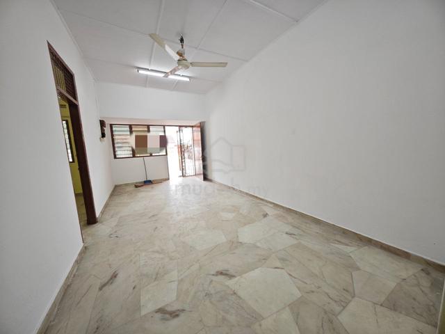 Pasir Puteh 1 Storey Terrace House For Sale / Freehold / Newly Paint 3