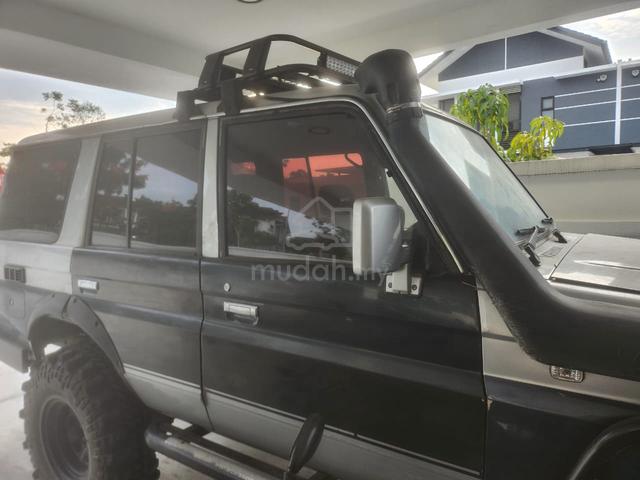 1995 Toyota LANDCRUISER 3.0 II (LJ79RV) (A) - 2