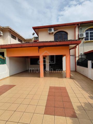 Rumah Teres 2tingkat Taman Pinggiran Golf, berhampiran Stadium Paroi 1