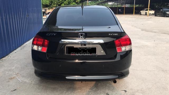 2011 Honda CITY 1.5 E (loan kedai) - 2