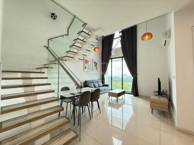 The M @ Medini Macrolink 1