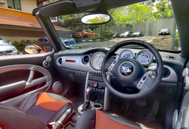 Mini Cooper Convertible 1.6 (A) , Excellent Cond - 5
