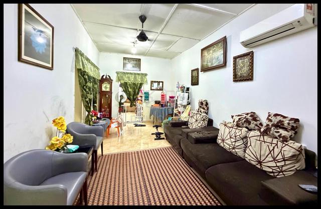 BOOKING 1K🔥FACING OPEN 1 Storey Seksyen 17 Shah Alam 1