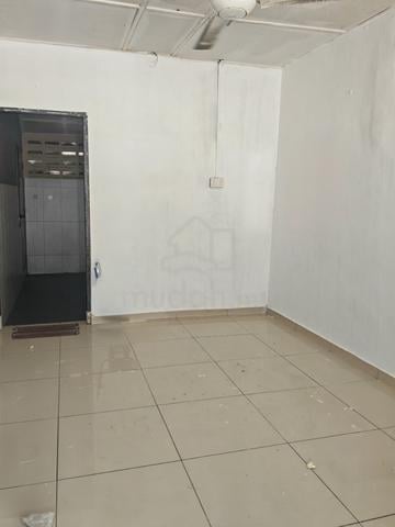 tampoi taman dahlia 1 tingkat low cost utk dijual 1