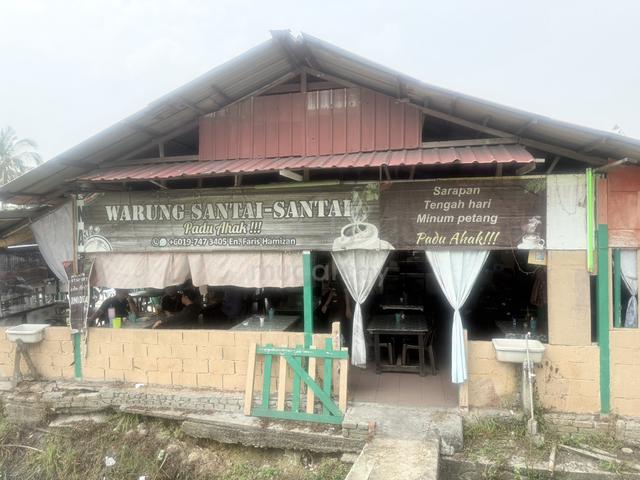 kedai makan jual dengan bangunan 1