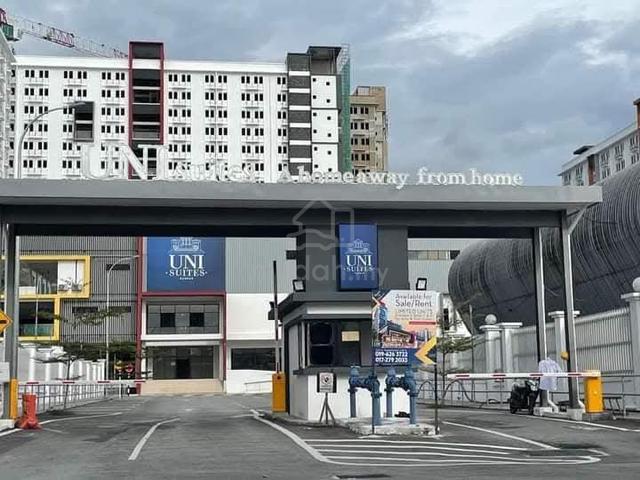 Uni Suites 1