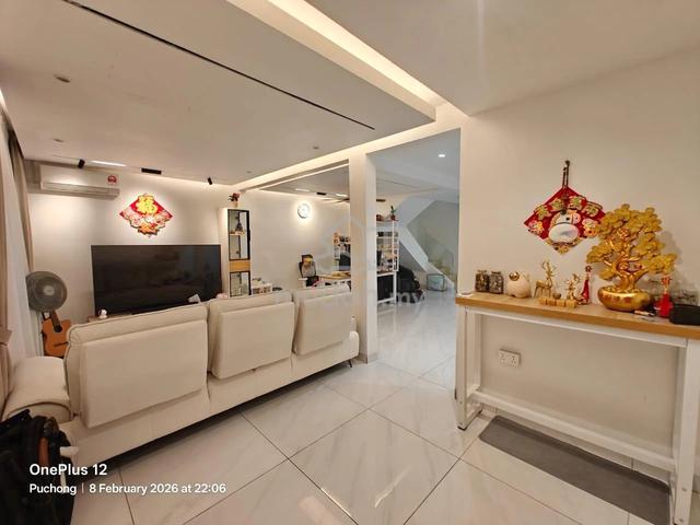 Renovated 1.5 Sty House in BK2 Kinrara 1