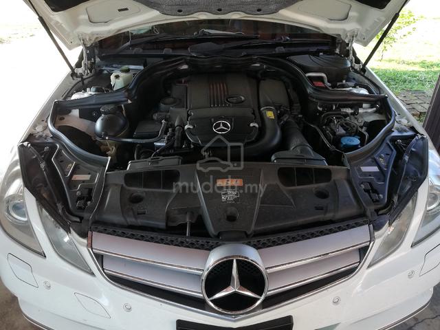 2010 Mercedes Benz E250 CGI BlueEFCY - 4