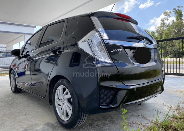 2015 Honda JAZZ 1.5 E (A) - 2