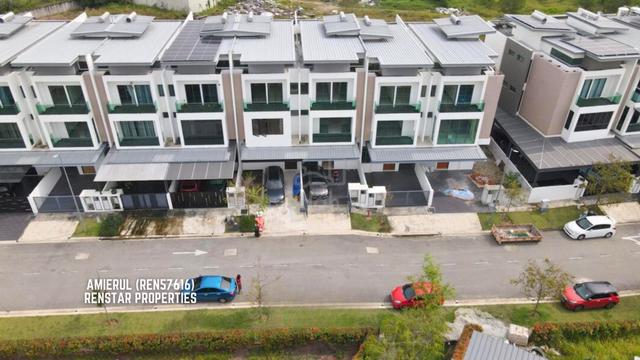 15% BELOW MV, Facing OPEN😍2.5 Storey Grande Reflexion @ Puchong South 1
