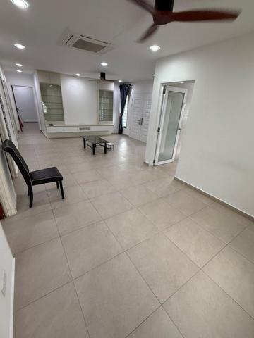 Taman Sri Tebrau Single Story Corner Lot / Near Jb Town Area / 4 Bed 1
