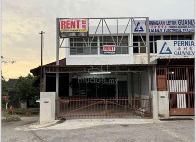 Triple terrace shop 1