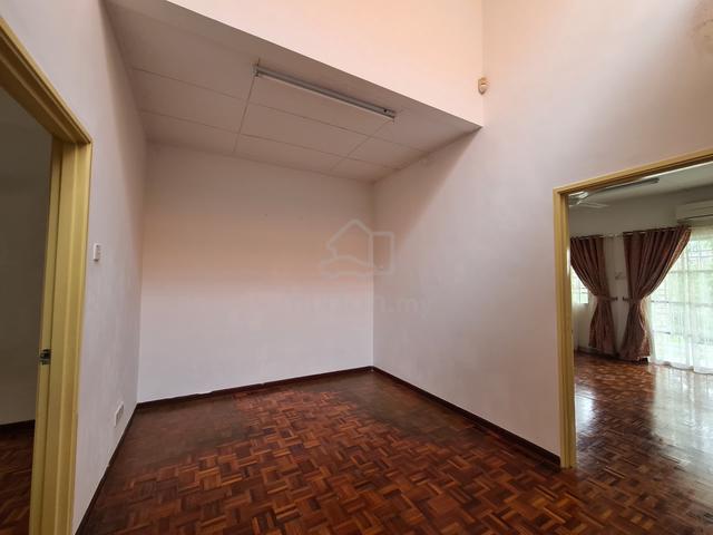 URGENT for RENT 2 Storey Intermediate Terrace, Presint 9, Putrajaya. 5