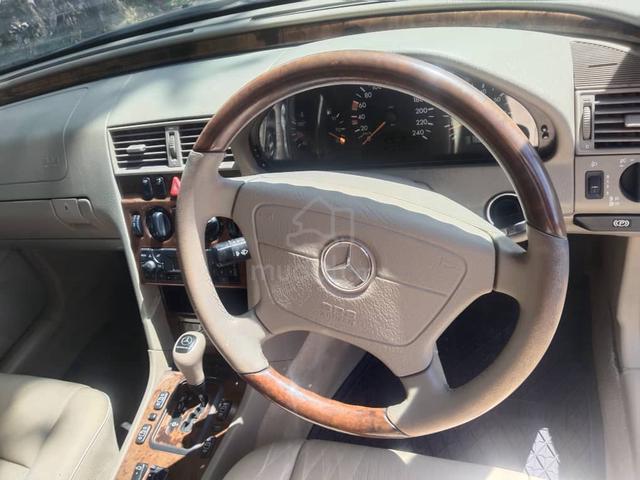 2000 Mercedes Benz C200 (CBU) 2.0 (A) - 5