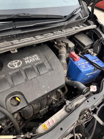 Toyota Esquire Premium Rare MPV Valvematic - 3