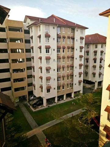 Seri Ixora Apartment 1