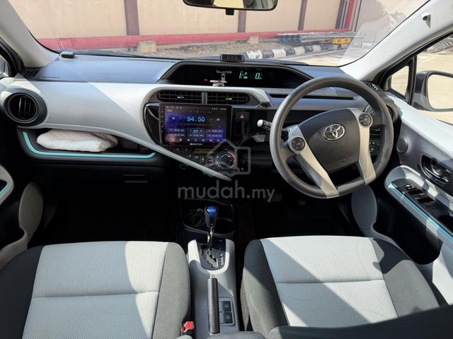 2012 Toyota PRIUS C 1.5 (HYBRID) NHP10R (A) - 5