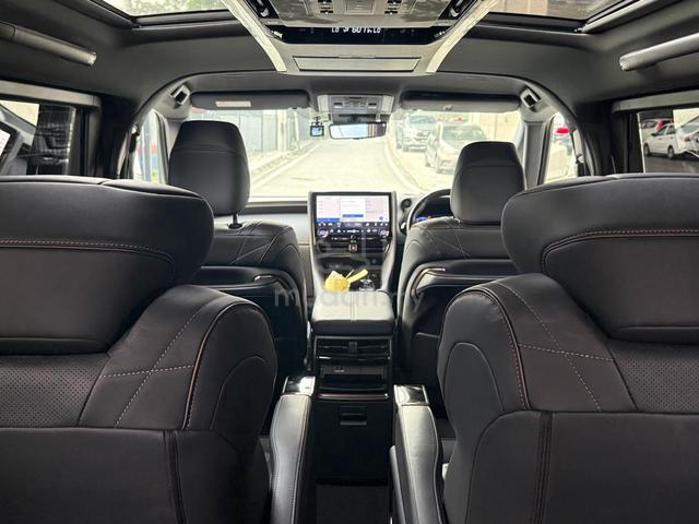 Black Interor 2024 Toyota VELLFIRE 2.4 Z PREMIER - 5