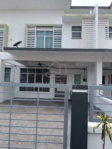 Bandar Puncak alam 1