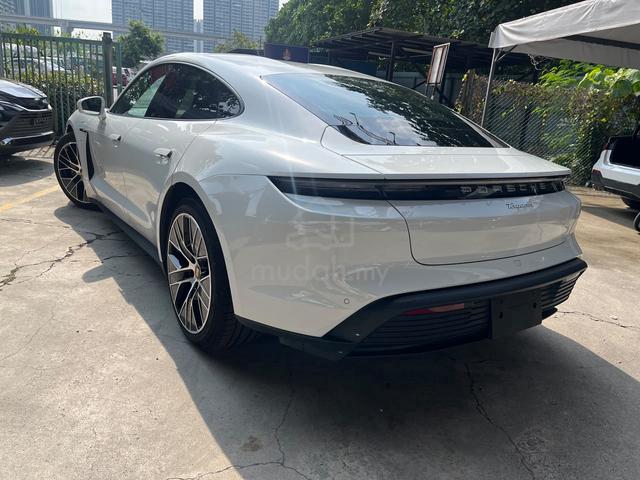 2023 Porsche TAYCAN (5 Year Warranty) - 3