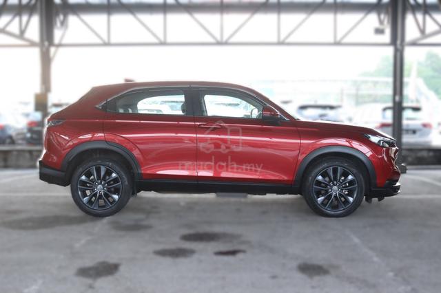 2025 Honda HR-V 1.5 V Turbo Service Record/Waranty - 4