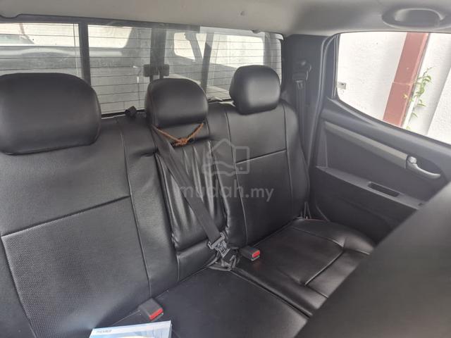 2015 Isuzu D-MAX 2.5 4x4 DUAL CAB (M) - 4