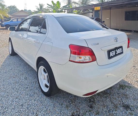 2009 Toyota VIOS 1.5 E (A)KERETA PALING LASAK!! - 3
