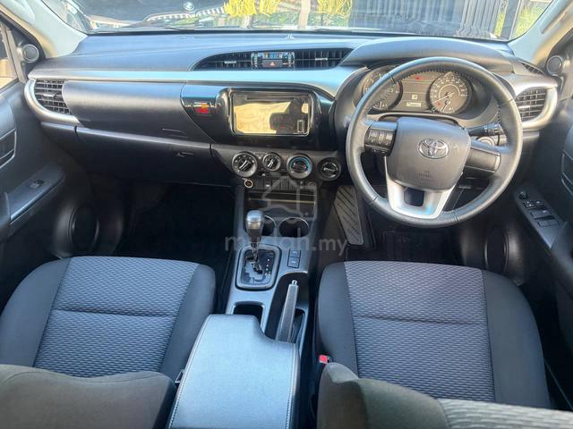 2024 Toyota HILUX 2.4 E (A)LOW MILEAGE GR HEADLAMP - 4