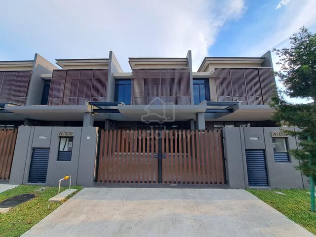 Aurora Sentral Villa @ Iskandar Puteri @ Double Storey Superlink House 3