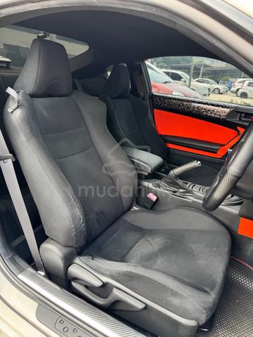 Toyota GT86 2.0 6 Speed Manual Low Mileage - 4