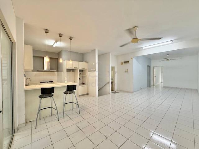 WELL MAINTAINED❗️KITCHEN CABINET❗️Townhouse Taman Amansiara 1 SELAYANG 1