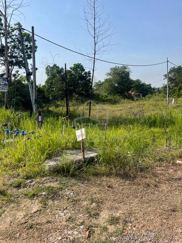 Lot Mampu Milik Utk di Jual di Jln Ladang Kg Jaya Setia Bestari Jaya 1