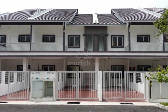 The Lake Residence Puchong Townhouse Lake View 1