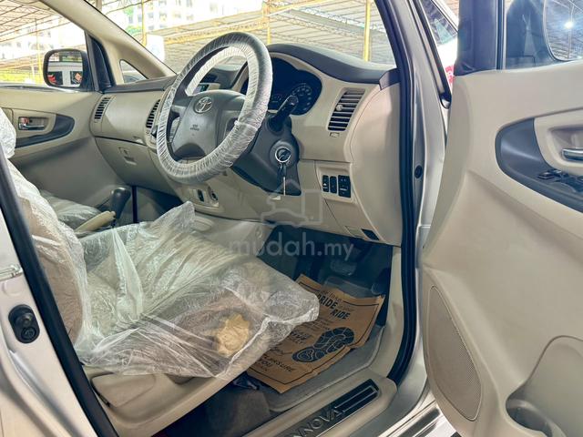 2015 Toyota INNOVA 2.0 E (A)/ GOOD CONDITION - 5