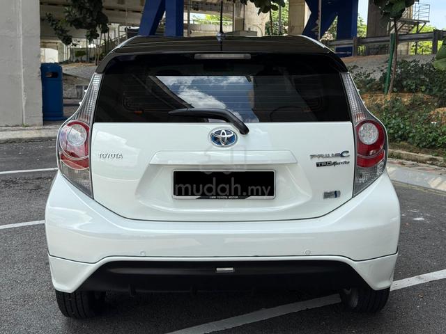 2014 Toyota PRIUS C 1.5 TRD SPORTIVO (A)-NEWBATT26 - 5