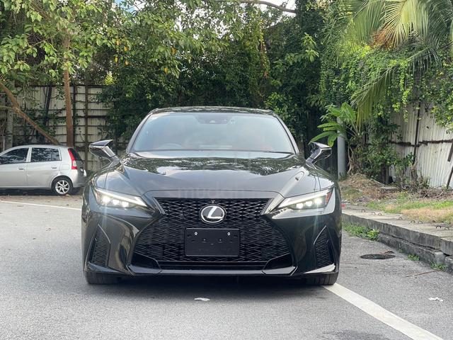 MARK LEVINSON 2024 Lexus IS300 2.0 F-SPORT 360CAM - 3
