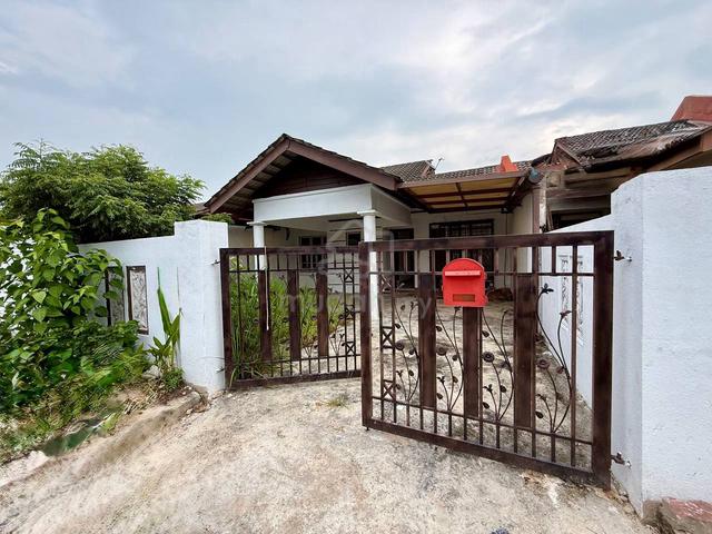 Renovated Single Storey, Jalan Cemperaisari, Sungai Buaya, Rawang 1