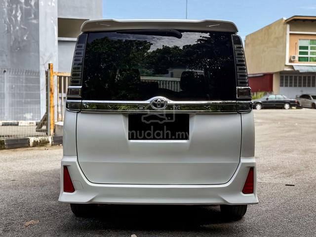 2018 Toyota VOXY 2.0 ZS  (A) - 5