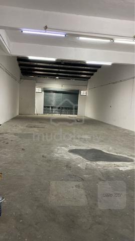 Good Investment Area Taman klang Utama 1.5 Sty Terrace Link Facory 1