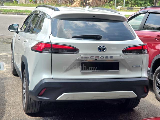 2024 Toyota COROLLA CROSS 1.8 HYBRID UNDER WARANTY - 3