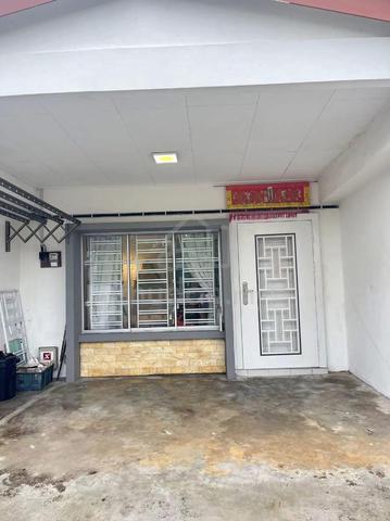 Double Storey Taman Scientex / Pasir Gudang / 3 Bedrooms /  1