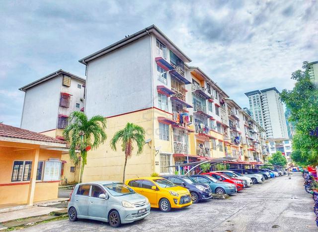 Desa Putra Apartment (Batu Caves) 1