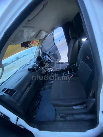 2017 Isuzu D-MAX 2.5 4X4 TFS86JSR-RAPH (M) - 5