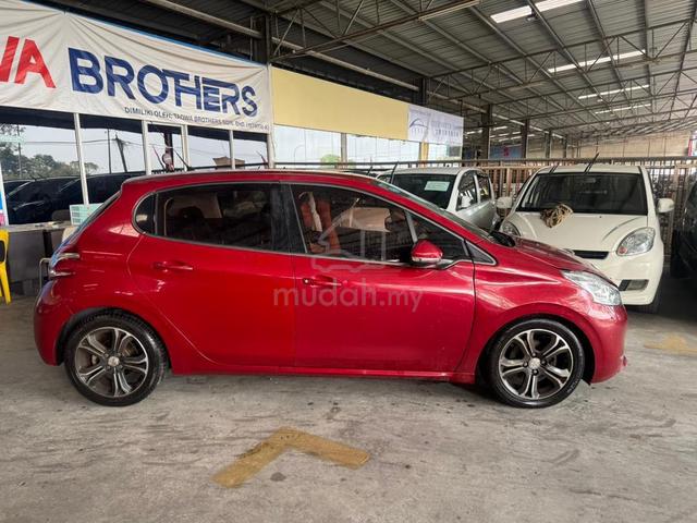 2013 Peugeot 208 1.6 VTI ALLURE (A) - 2