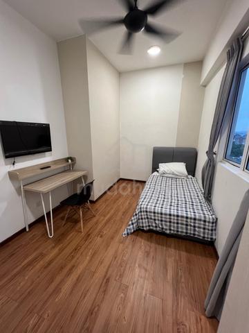ZERO DEPOSIT 7TreeSeven Fully Furnished Room Walking 10mins to MRT1 4