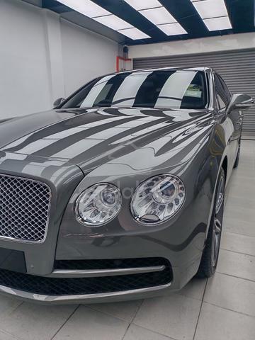 2016 Bentley FLYING SPUR 4.0 V8  new car condition - 1